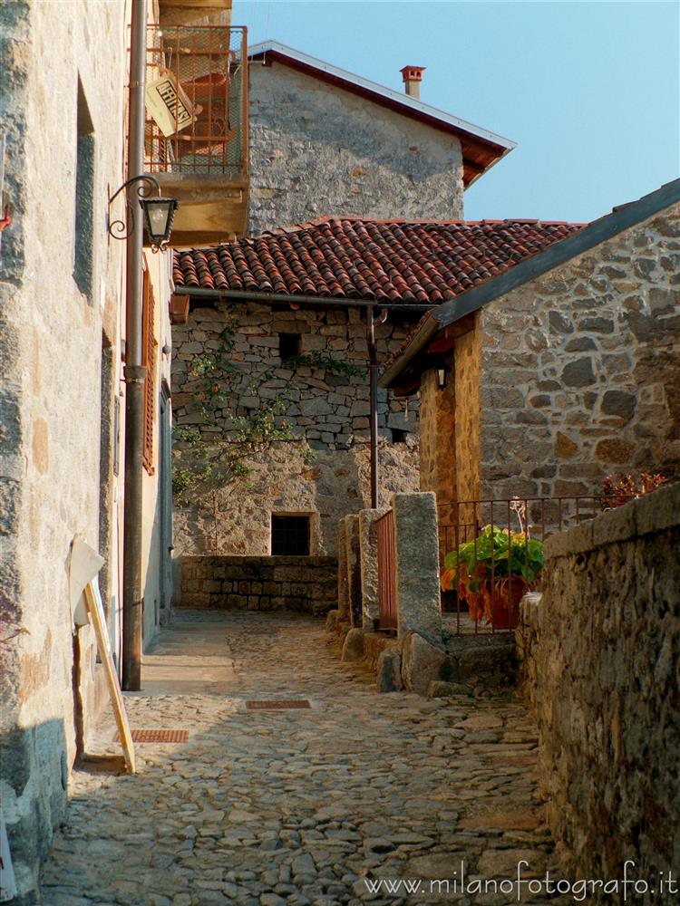 Campiglia Cervo (Biella, Italy) - Narrow street between the old houses of the fraction Sassaia